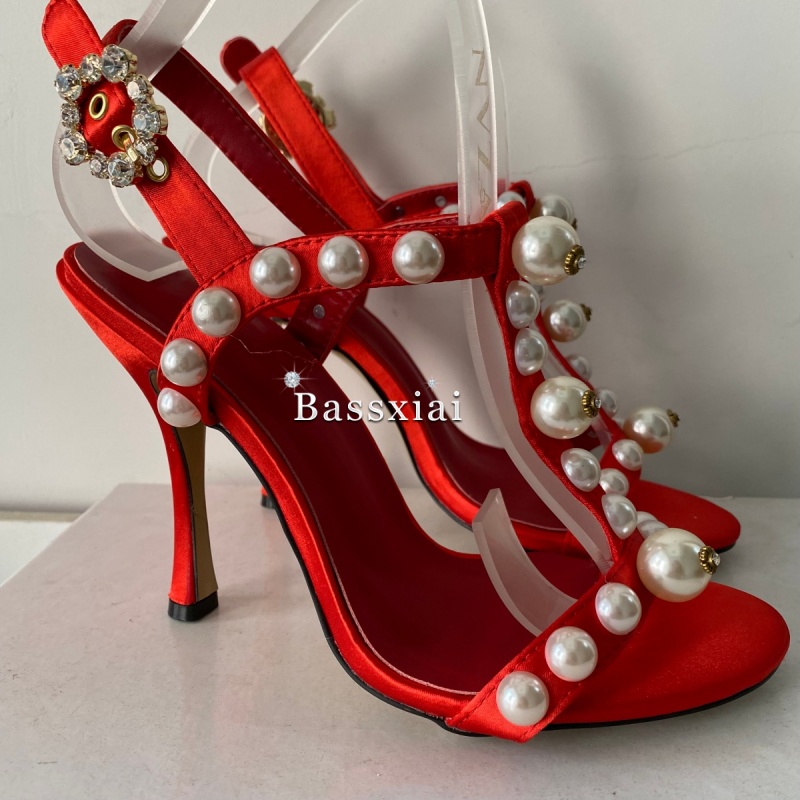 Pearl Bead Decor T-Strap Stile - огляд і ціна Strappy Heeled Sandals
