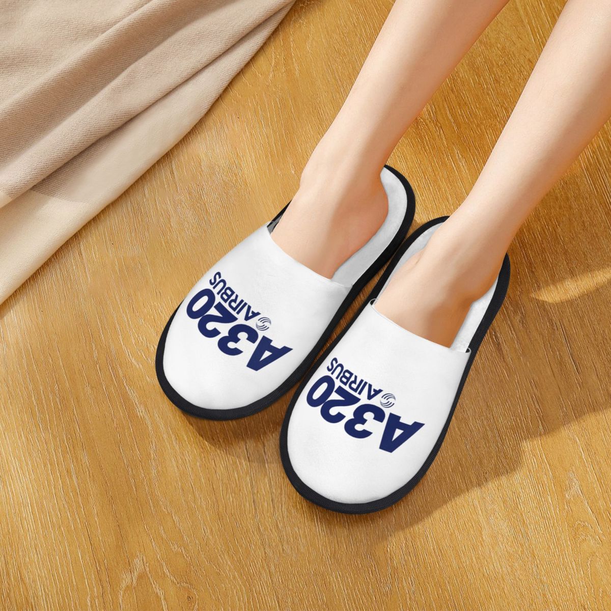 Custom Airbus A320 Logo Slippe - огляд і ціна Women Shoes Logo