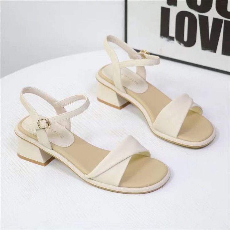Evening Breeze Block Heel Sand - огляд і ціна Block Heel Ankle Boots