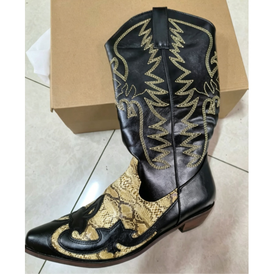 Embroidered Western Cowboy Boo - огляд і ціна Western Cowgirl Boot