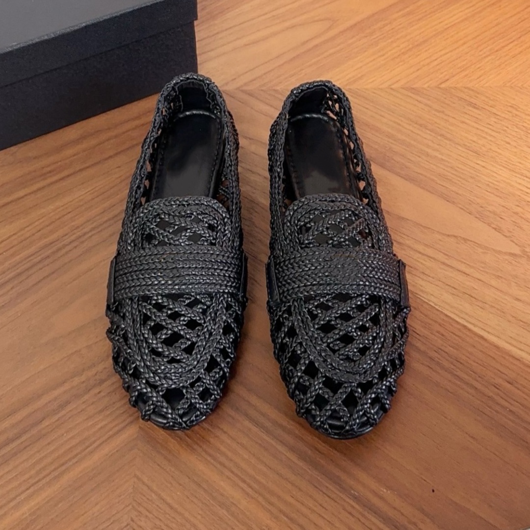 Luxury Brand Women's Slip-ons  - огляд і ціна Women'S Shoes Hands Free